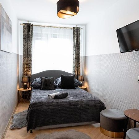 Clicktheflat Conrada Apart Rooms Warsaw Exterior photo
