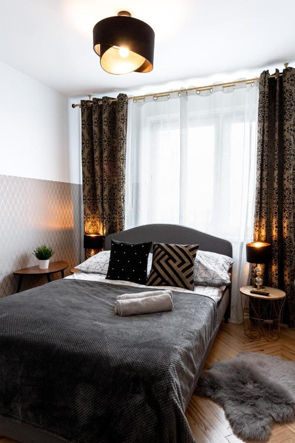 Clicktheflat Conrada Apart Rooms Warsaw Exterior photo