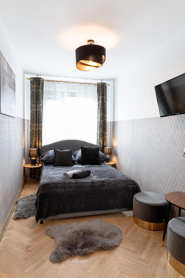 Clicktheflat Conrada Apart Rooms Warsaw Exterior photo